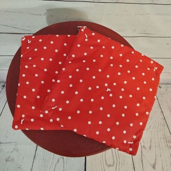 Never used. "Evelyn Jacobs" ( my mom) homemade pot holders for looks - Picture 1 of 3